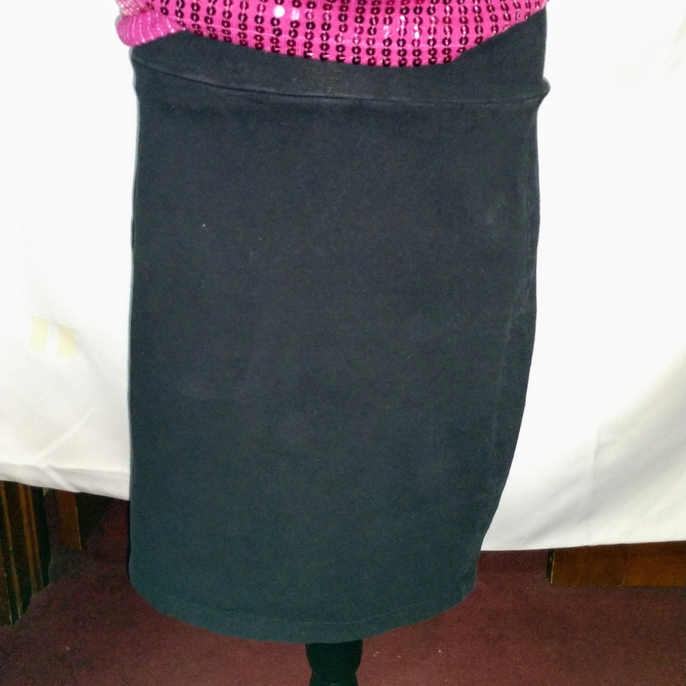 Rue 21 Black Skirt - Picture 1 of 4